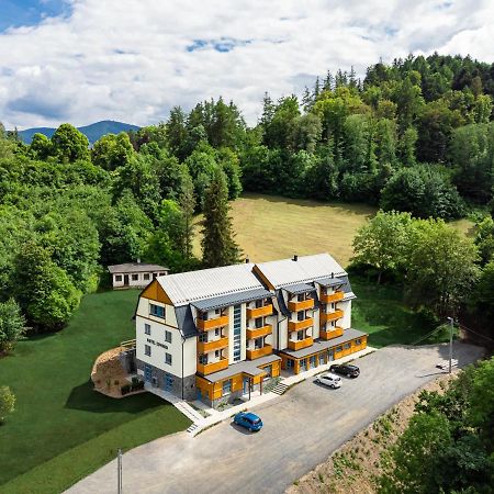 Hotel Edvard Frenštát pod Radhoštěm Exterior foto